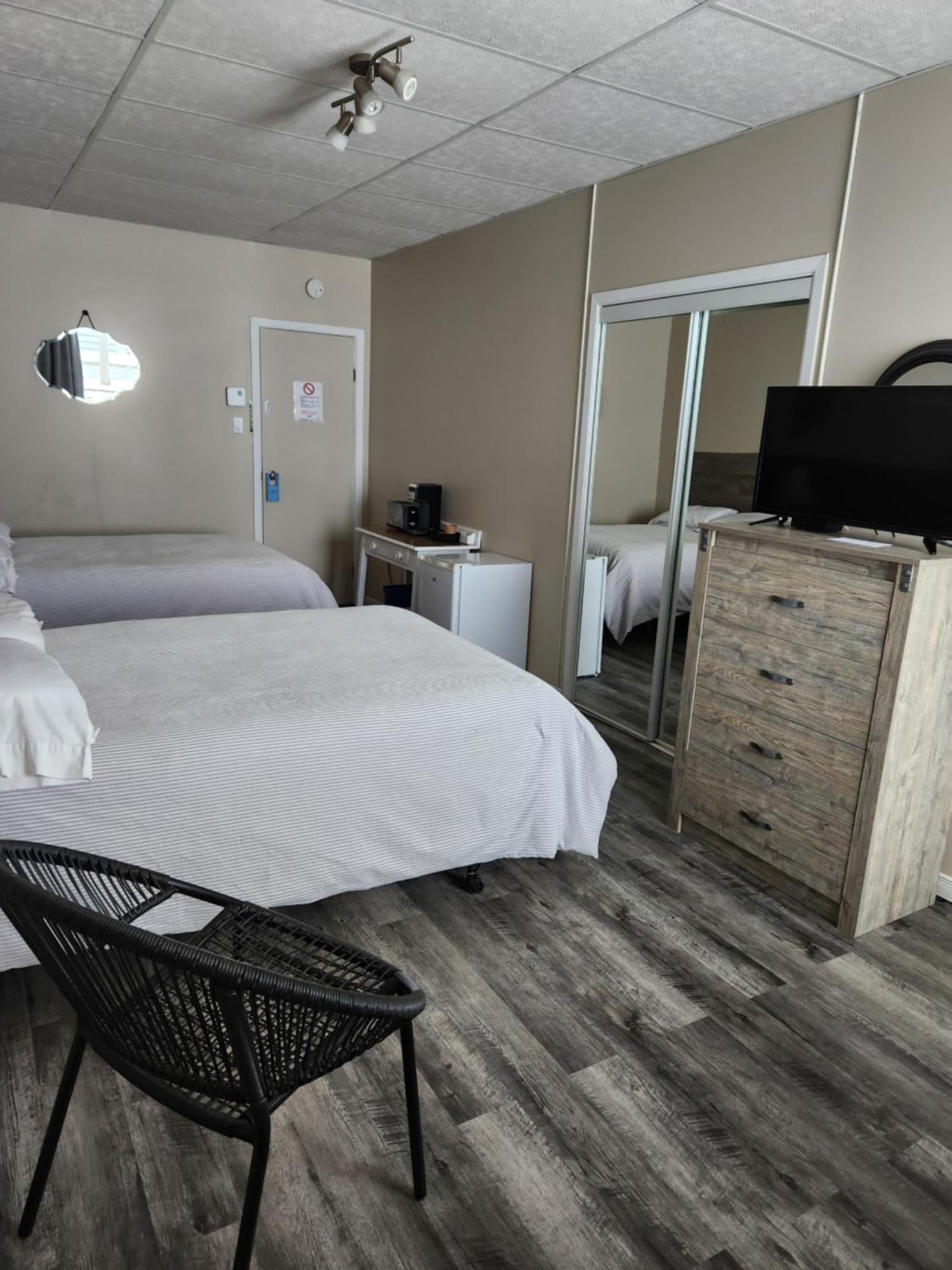 كاب شات Motel Nanook المظهر الخارجي الصورة